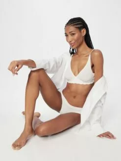 Sloggi Triangles Triangle Soutien-gorge Femme Beige -Magasin SloggiPas Cher f2312df465335f004fe64ed18e28d90d